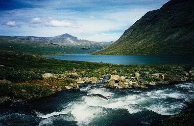 Wasser, Steine, Berge